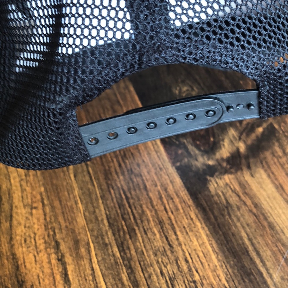 NWT Baseball Cap Straw, Adjustable in Black - Picture 6 of 6